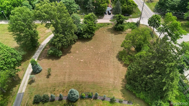 00 W 9 Mile Rd, Southfield, MI 48033
