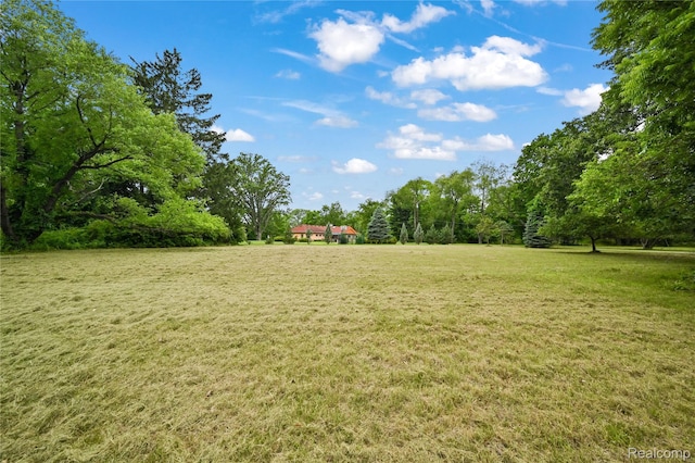 00 W 9 Mile Rd, Southfield, MI 48033