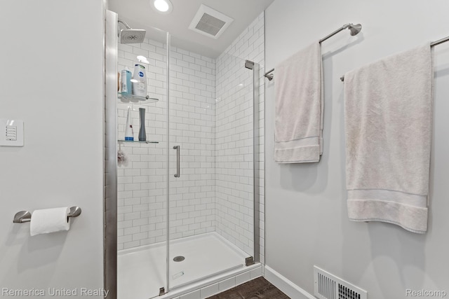535 S Edison Ave, Royal Oak, MI 48067 - full bath featuring a stall shower and baseboards