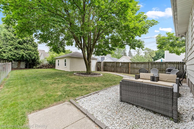 535 S Edison Ave, Royal Oak, MI 48067 - fenced backyard with a patio