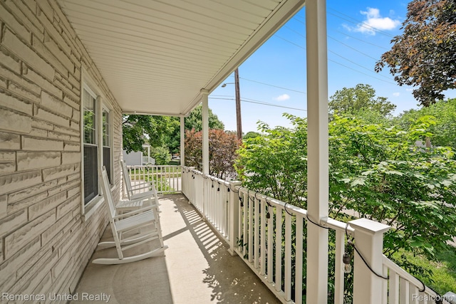 535 S Edison Ave, Royal Oak, MI 48067 - view of porch