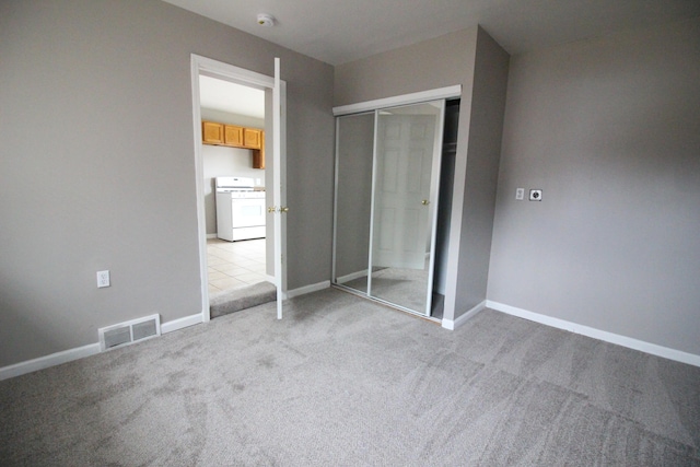3816 Pokley Ct, Sterling Heights, MI 48310 - unfurnished bedroom with carpet and a closet