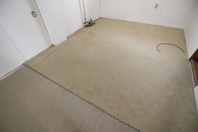 573 Leblanc St, Lincoln Park, MI 48146 - below grade area featuring carpet floors