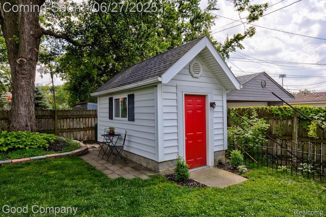 2861 Sunnyknoll Ave, Berkley, MI 48072 - view of outdoor structure with a fenced backyard