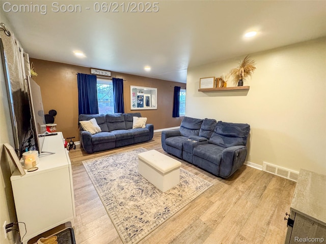 474 Argyle Cres, Milan, MI 48160 - living area featuring light wood-type flooring and recessed lighting