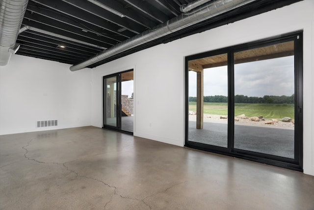 7280 Austin Rd, Saline, MI 48176 - unfurnished room with finished concrete flooring