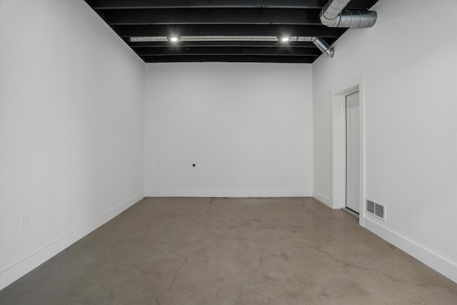7280 Austin Rd, Saline, MI 48176 - finished below grade area with baseboards
