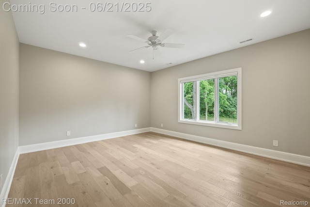 32575 Romsey Rd, Franklin, MI 48025 - unfurnished room featuring ceiling fan, light wood finished floors, and recessed lighting