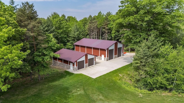 199 E Brooks Rd, Midland, MI 48640 - view from above of property with a heavily wooded area