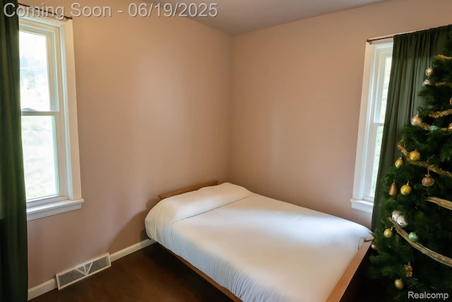2614 Trumbull Ave, Flint, MI 48504 - bedroom featuring multiple windows