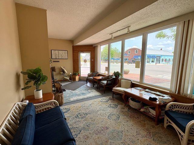 180 S Benzie Blvd, Beulah, MI 49617