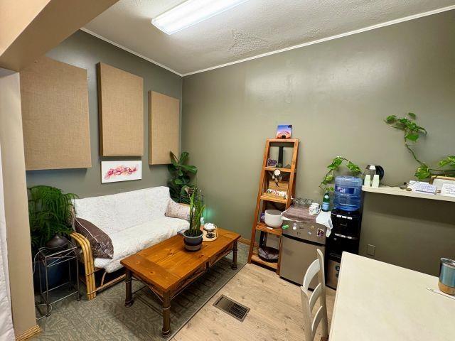 180 S Benzie Blvd, Beulah, MI 49617