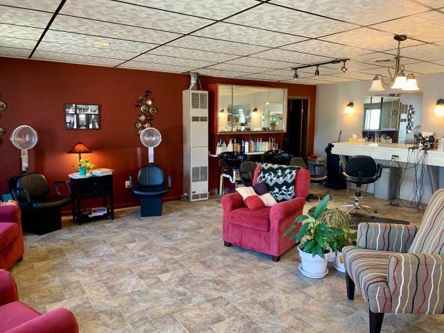 180 S Benzie Blvd, Beulah, MI 49617