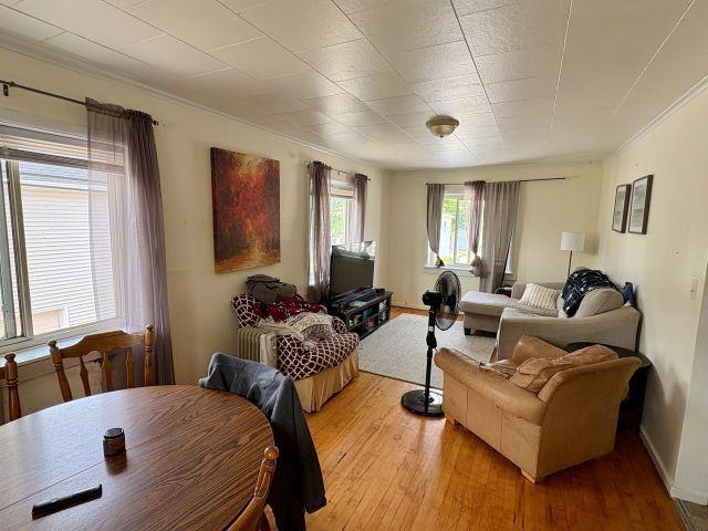 180 S Benzie Blvd, Beulah, MI 49617