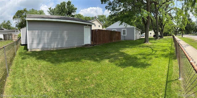 31805 Tuscola Ct, Westland, MI 48186 - view of fenced backyard
