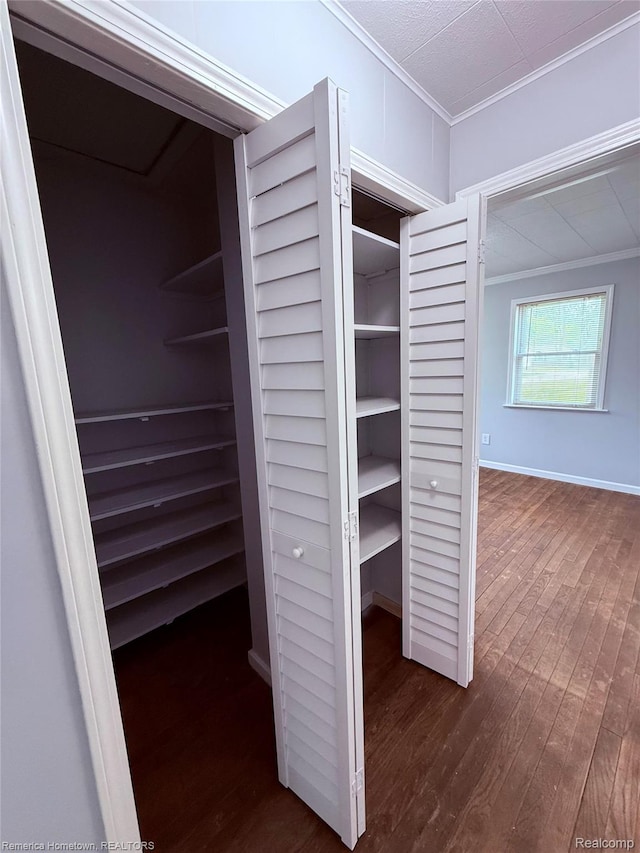31805 Tuscola Ct, Westland, MI 48186 - view of closet