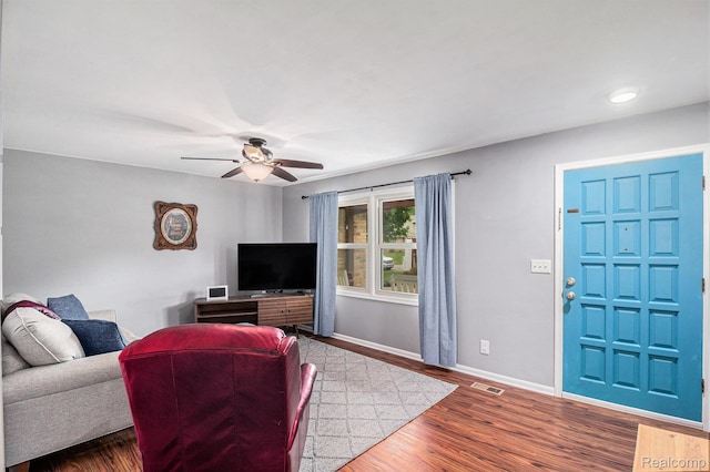 5369 Old Franklin Rd, Grand Blanc, MI 48439 - living area featuring ceiling fan and wood finished floors