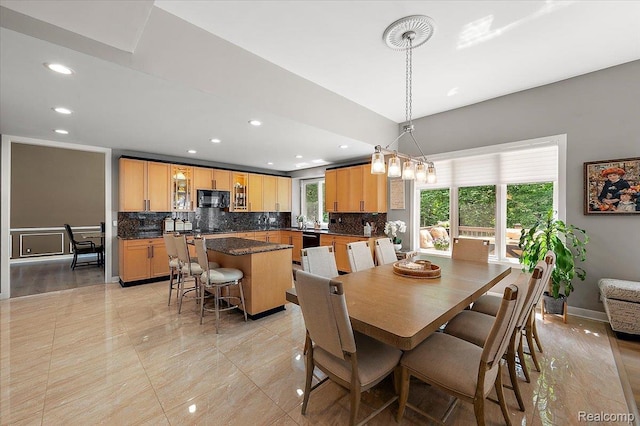 6280 Branford Dr, West Bloomfield, MI 48322 - dining room featuring recessed lighting