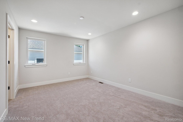 2921 Walsh Dr, Rochester Hills, MI 48309 - unfurnished room featuring light colored carpet and recessed lighting