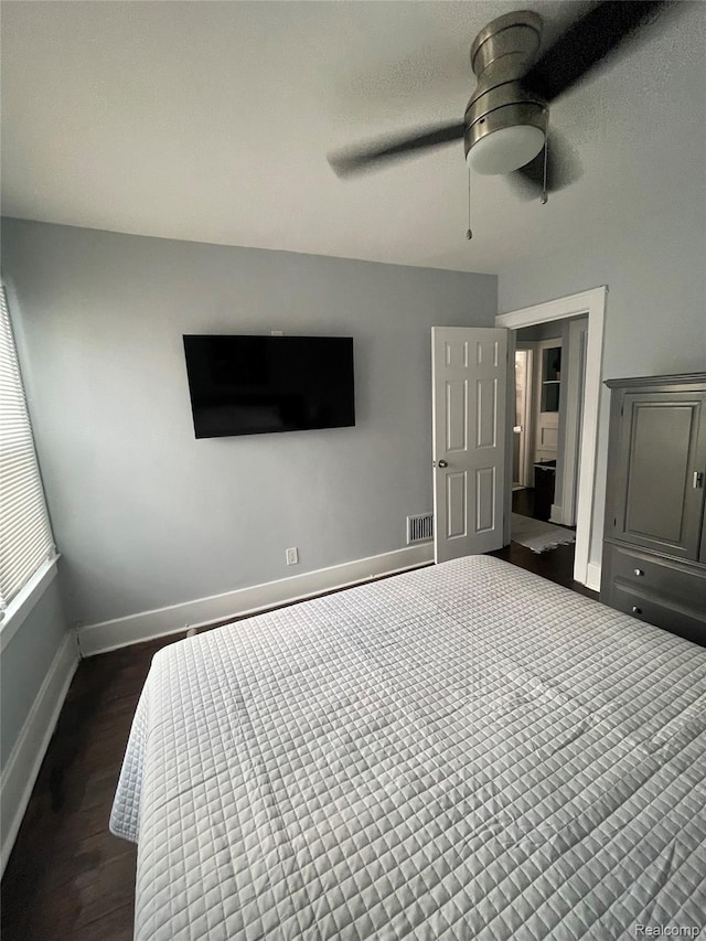 18522 Joseph Campau St, Detroit, MI 48234 - bedroom with dark wood-style flooring and a ceiling fan