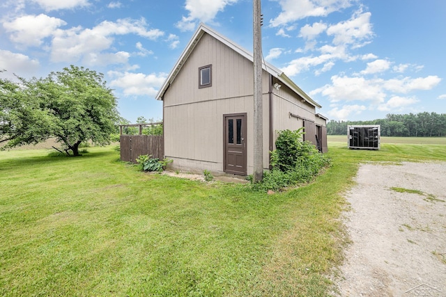 8603 Millington Rd, Vassar, MI 48768 - view of side of property