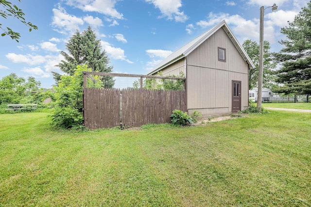 8603 Millington Rd, Vassar, MI 48768 - view of yard