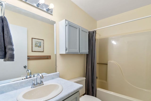749 Foxboro Ct, Saline, MI 48176 - full bath with vanity and shower / bath combination with curtain
