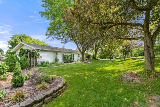 749 Foxboro Ct, Saline, MI 48176 - view of grassy yard