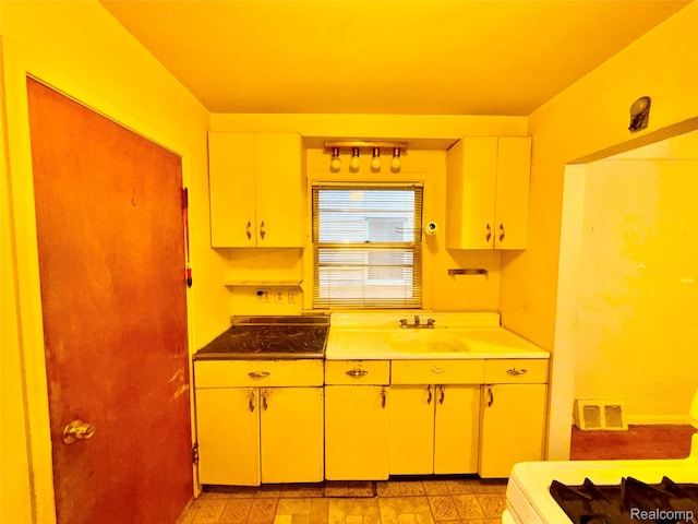 26645 Ross St, Inkster, MI 48141 - kitchen with white cabinetry
