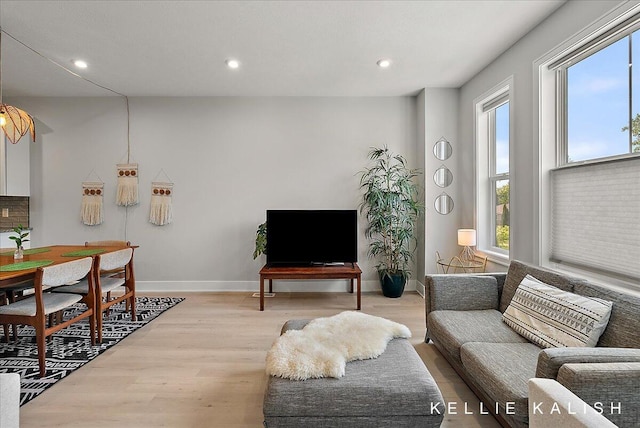 2519 Inverness Rd SE, Grand Rapids, MI 49546 - living area featuring wood finished floors and recessed lighting