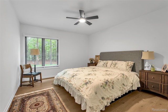 163 Manorwood Dr, Bloomfield Hills, MI 48304 - bedroom with wood finished floors and a ceiling fan