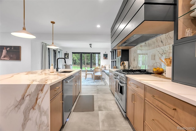 163 Manorwood Dr, Bloomfield Hills, MI 48304 - kitchen with stainless steel appliances, premium range hood, light stone counters, a center island with sink, and hanging light fixtures