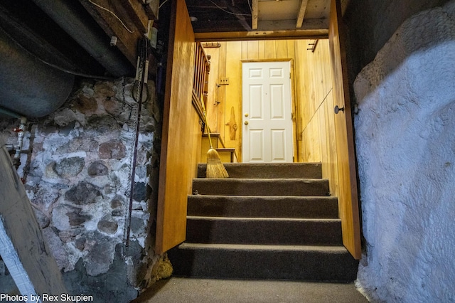 3193 W 112th St, Grant, MI 49327 - view of stairway