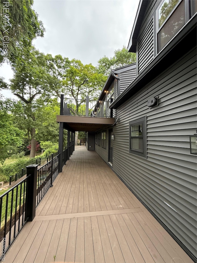1420 Pettibone Lake Rd, Highland, MI 48356 - view of deck