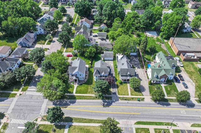 320 E Main St, Flushing, MI 48433 - aerial overview of property's location featuring nearby suburban area