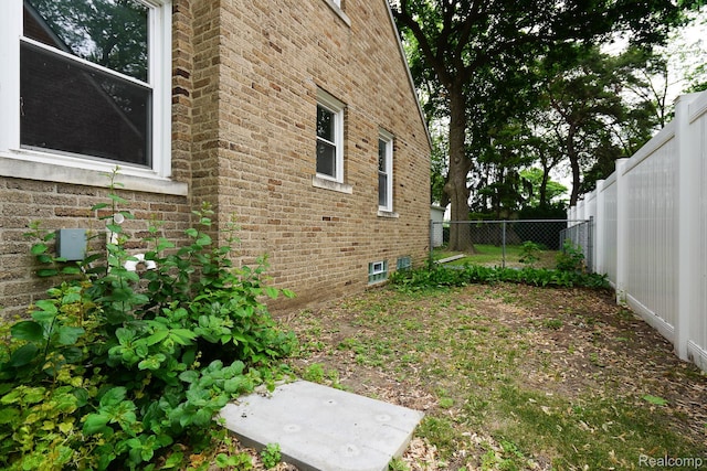 1922 N Wilson Ave, Royal Oak, MI 48073 - view of yard