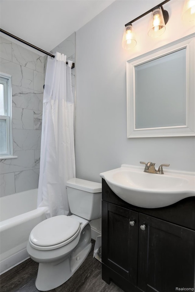 1605 N Vermont Ave, Rochester, MI 48067 - bathroom with vanity, shower / tub combo with curtain, and wood finished floors