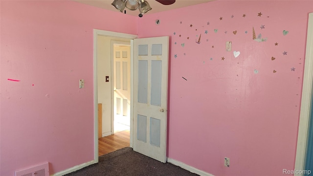 5157 Niagara St, Wayne, MI 48184 - unfurnished bedroom with dark colored carpet and baseboards