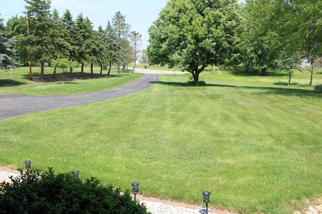1020 Windy Ridge Dr, Sparta, MI 49345