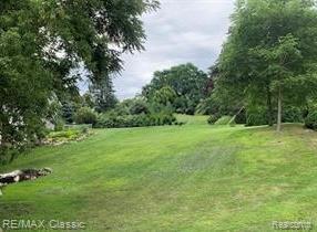 828 N Main St, Milford, MI 48381 - photo 1