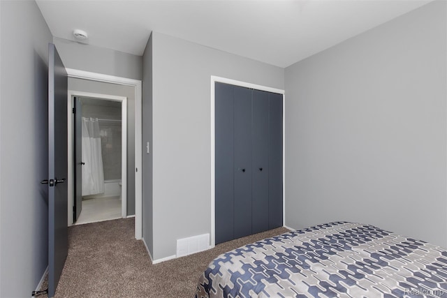 14671 Labelle St, Oak Park, MI 48237 - carpeted bedroom featuring a closet