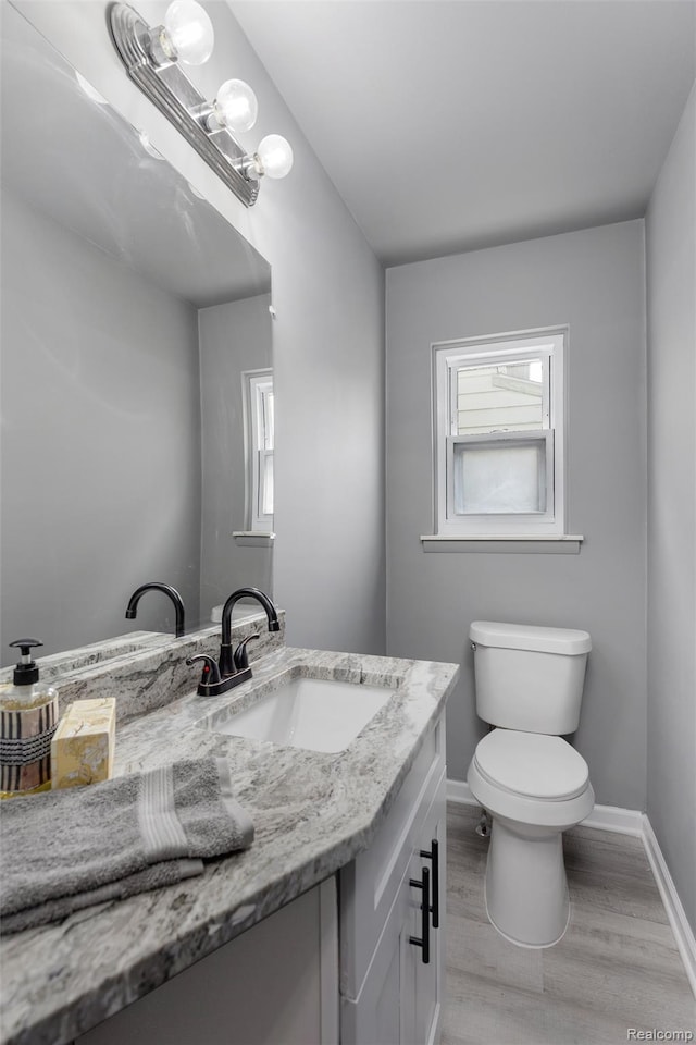 14671 Labelle St, Oak Park, MI 48237 - bathroom featuring vanity and wood finished floors