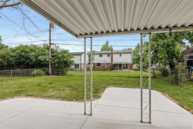 14671 Labelle St, Oak Park, MI 48237 - fenced backyard with a patio area