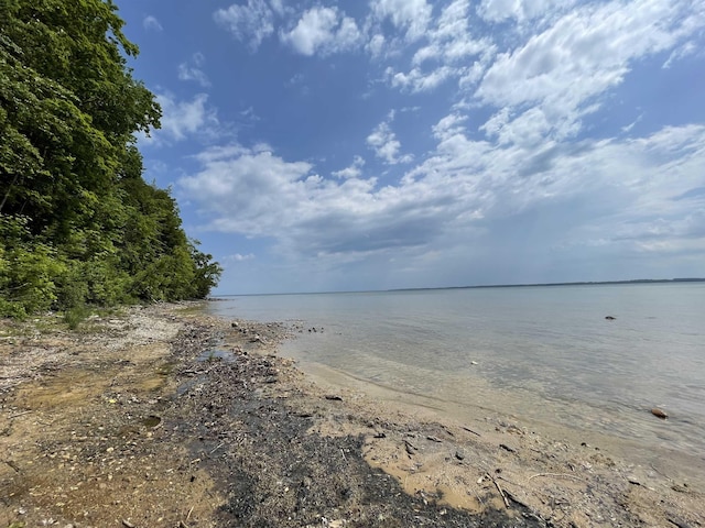 B S Lee Point Rd, Suttons Bay, MI 49682