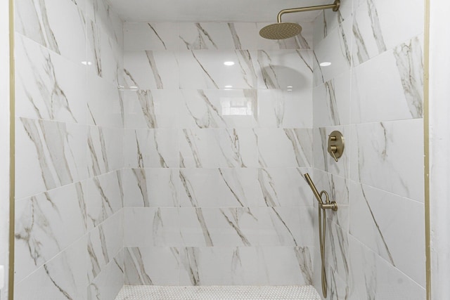11706 Auburn St, Detroit, MI 48228 - full bath featuring tiled shower