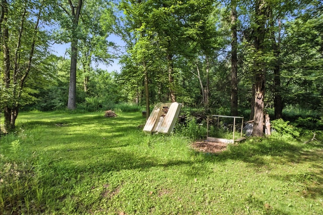 26434 King Rd, Romulus, MI 48174 - view of grassy yard