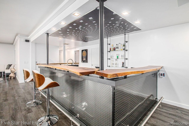 7025 Dandison Blvd, West Bloomfield, MI 48324 - indoor bar featuring wood finished floors and baseboards