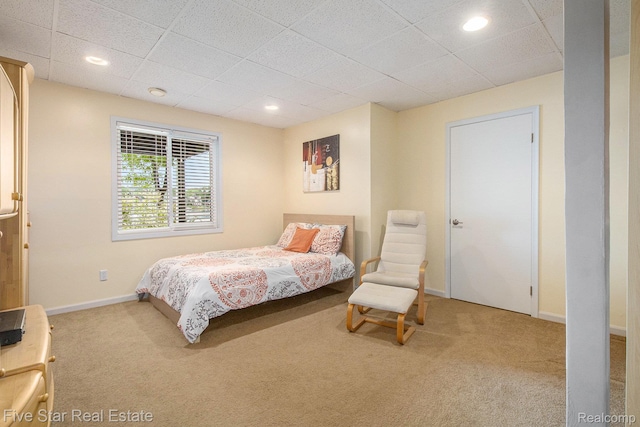 7025 Dandison Blvd, West Bloomfield, MI 48324 - bedroom with carpet, recessed lighting, and a drop ceiling