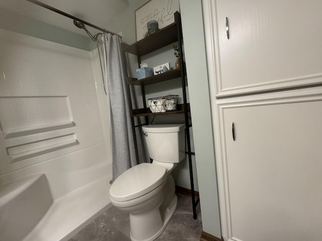 7337 Pine Grove Dr, Jenison, MI 49428 - full bath with toilet and shower / tub combo with curtain