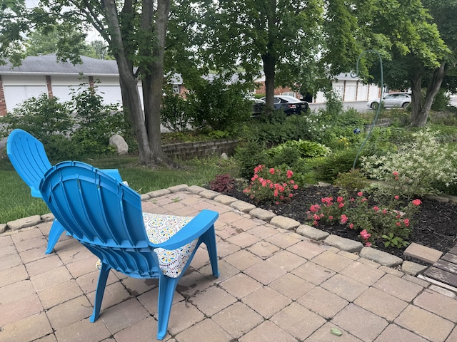 7337 Pine Grove Dr, Jenison, MI 49428 - view of patio / terrace